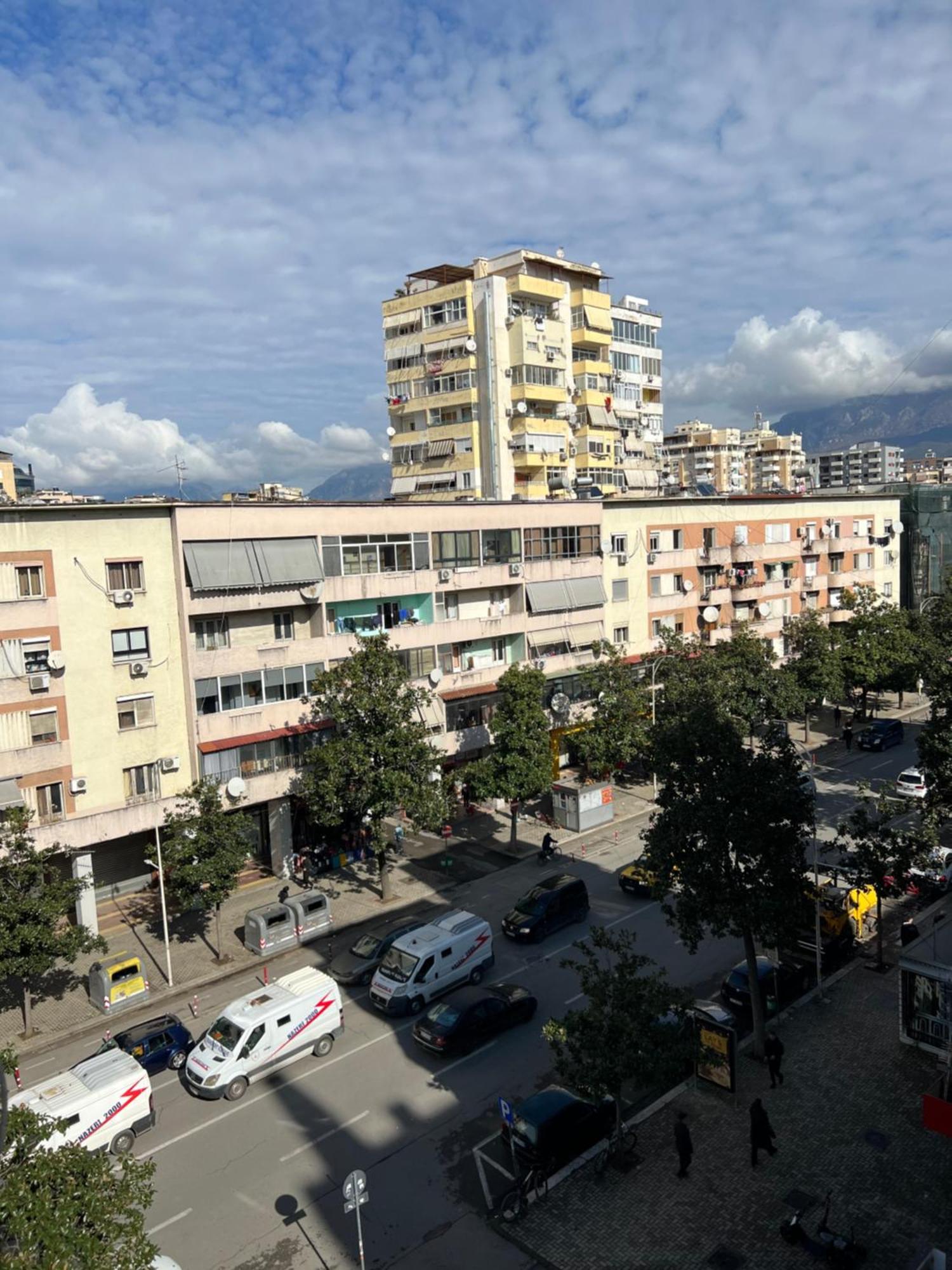 Skanderbeg View Apartments ティラナ エクステリア 写真